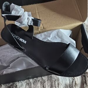 Fashion Nova Elegant Black Sandals